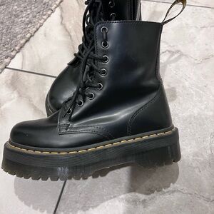 Dr. Martens Jadon boot smooth leather-platform